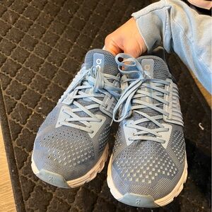 Blue on. Cloudswift women’s 10